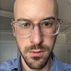 Meet your Posher, Max